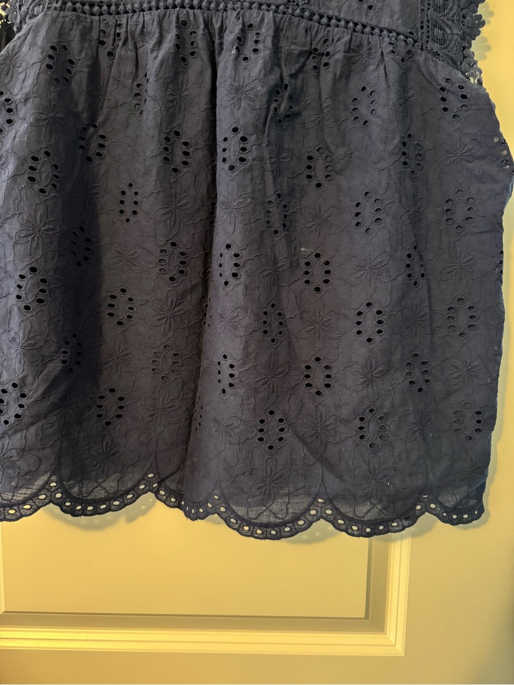 Knox Rose Navy Eyelet Lace Trim Sleeveless Top - Picture 3 of 8